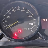 رينو فلاونس موديل 2013 ماشيه 91 الف محرك قبغ اصفر كير ومحرك خير من الل...