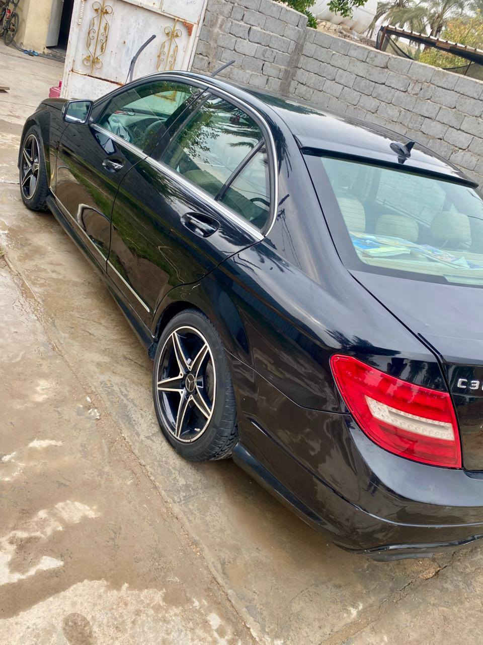 للبيع مرسيدس C300 موديل 2012 وارد أمريكي
🔹 المحرك: 6 سلندر 300

رقم بغداد بسمنه بيه 3 قطع فقط مواصفات معروفه فتحه بل سقف   تبريد تدفئه كله كفاله مكاني بابل  السعر 125 وبيه مجال  ***********
