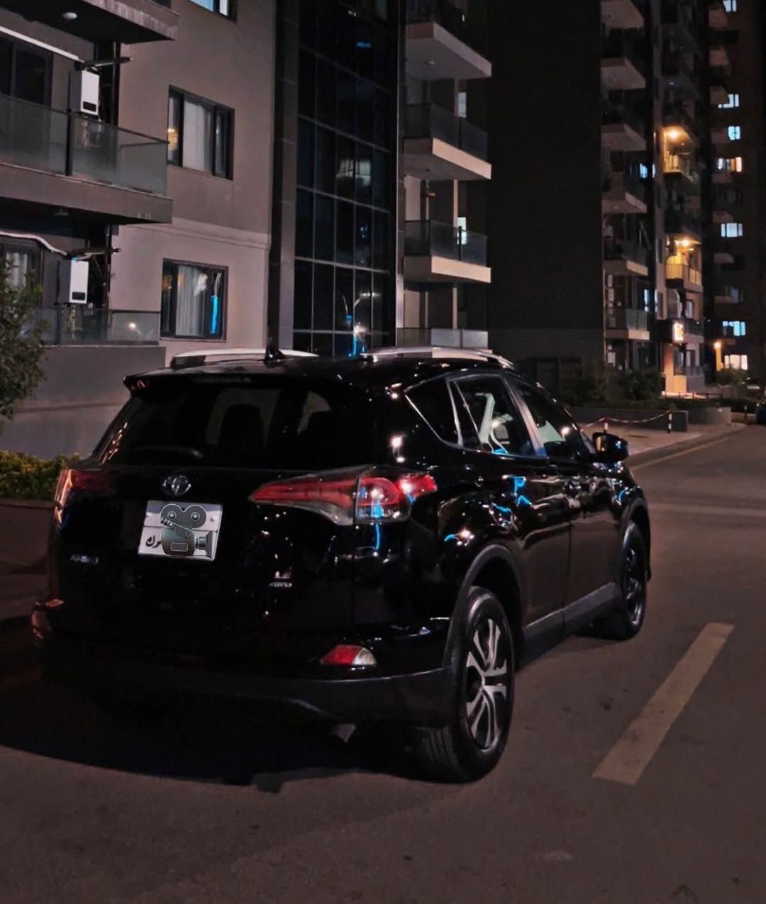 رافور موديل 2016 le ده بل اكسنه
5قطعه و نيف سبغا تيدا . 
سينگ و پشت كه بسن بئ شاصي و ليدان
5 وه ره قه غورمات يل سه ر 
سعر 138 و مه جال 
رقم تله فرن: *********** دهوك, العراق
