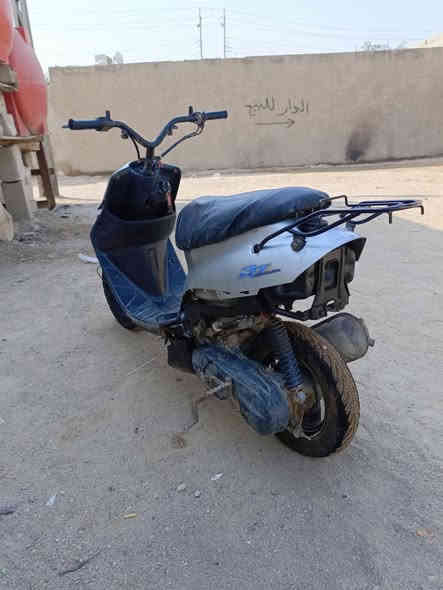 السلام عليكم دراجه تسعه مكينه مفتوحه شلعه ومعدل شرط نعومه دبلات شغاله تايرات جدد وضفيره كامله قراضه لحيه وعينه وصطاب وراء سعر185 وبيه مجال قليل مكان لبصره زبير رقم *********** رجائآ مو شراي لا تعبني
