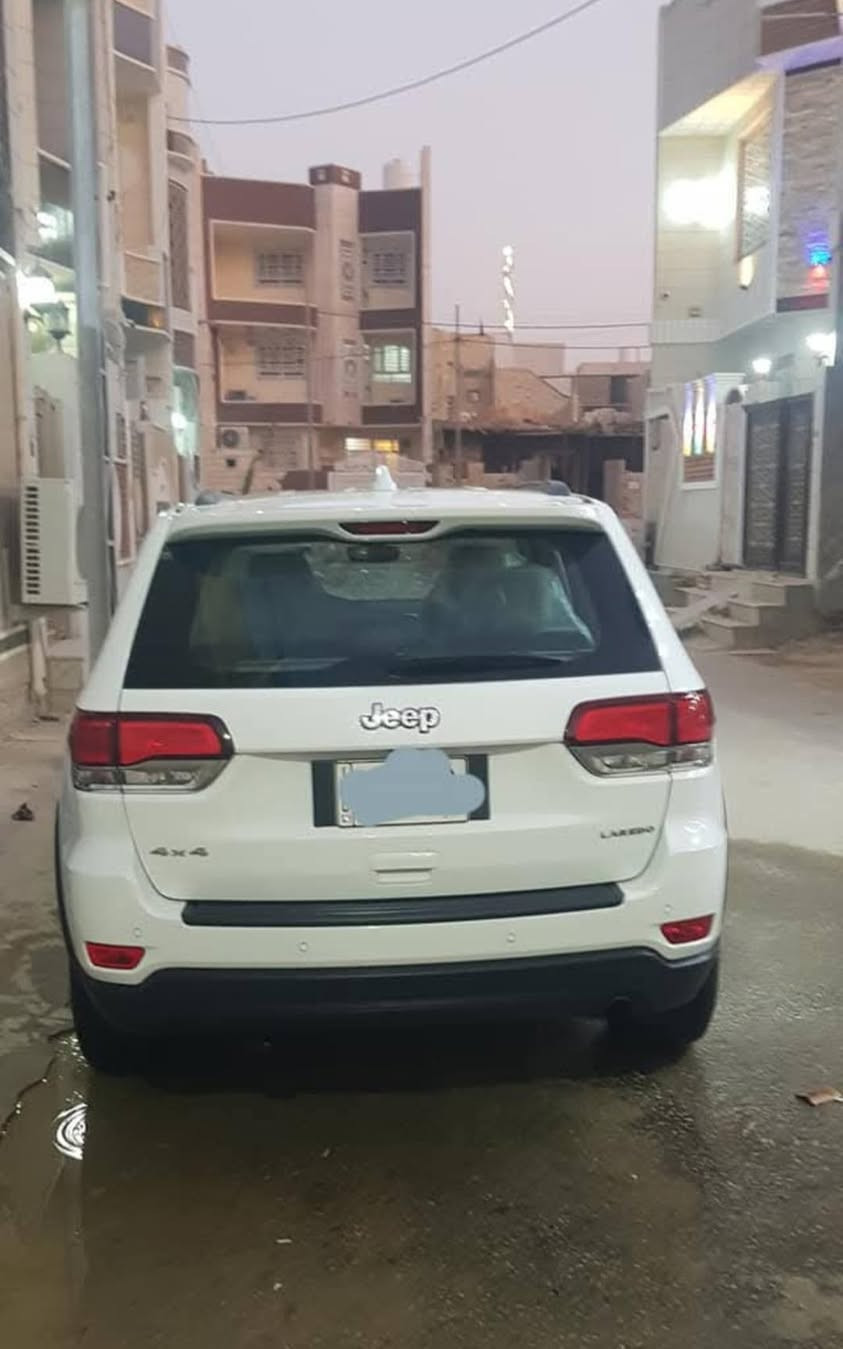 جيب لاريدو موديل ٢٠٢٠ خليجي مكفول كفالة عامة
فول موصفات .
فور ويل 
حساس أمامي وخلفي 
كامرة دوارة،  اشارة بالمري،  نقطة اجتياز بالمراه الجانبية، توقف ذاتي ، كشنات جلد كهربائية. وبقية الموصفات معروفة 
ماشية ٥٧ الف 
السعر ٢٦٠ 
للشراء الاتصال على الرقم *********** 
رقم بغداد مميز .
