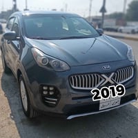 سبورتج 2019 بدون صبغ حادث بسيط موضح بالصور نظيفه جدا جدا ماشيه 80 فور ...