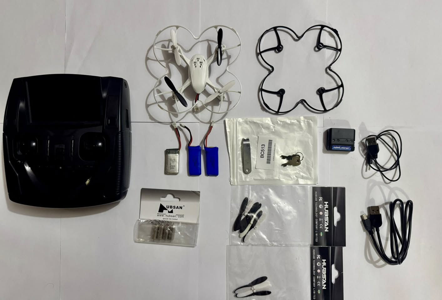 الشراي يراسلني او يرسل طلب صداقة
طيارة ماركة HUBSAN
FPV
غنية عن التعريف

ريمونت شاشة fpv تصوير مباشر 
يشيل رام تصوير

مليانه ملحقات وياها جنطة دبلوماسية كبيرة تنقفل بمفتاح

وياها بطاريات عدد تلاثة
وشاحنه رباعية
ريش احتياط عدد 11
اداة تبديل ريش
ماطورات احتياط عدد 4
ودرع لون اسود وابيض
وكيبل برمجة


**إذا كنت صاحب هذا الإعلان وتريد حذفه لأي سبب، رجاءا أرسل رسالة إلى الدعم الفني**