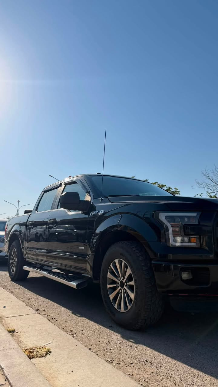 فورد F150.     2017 محدث ٢٠٢٠
محرك ٢٧٠٠   ٦توين توربو
حادث خلفي ماشيه ١٠٠ميل
السياره محرك كير كله شرط نضيفه بشكل بانزين تمشي سوه عادي او محسن ونفس الاداء 
الاتصال *********** مكاني تكريت رقم السياره بغداد ب اسمي
