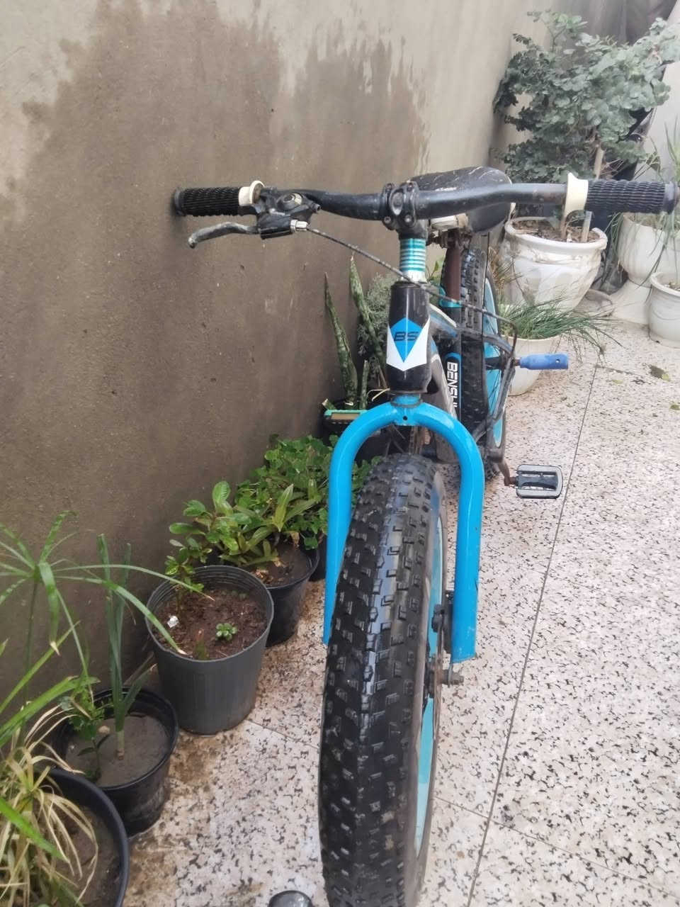 بايسكل جبلي همر حجم 24 مستعمل السعر 50 الف وبي مجال البكري قرب سكة القطار


**إذا كنت صاحب هذا الإعلان وتريد حذفه لأي سبب، رجاءا أرسل رسالة إلى الدعم الفني**