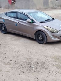 سياره النتره موديل 2012 سياره جاهزه مكينه كير خير من الله حادثه بس خشم...