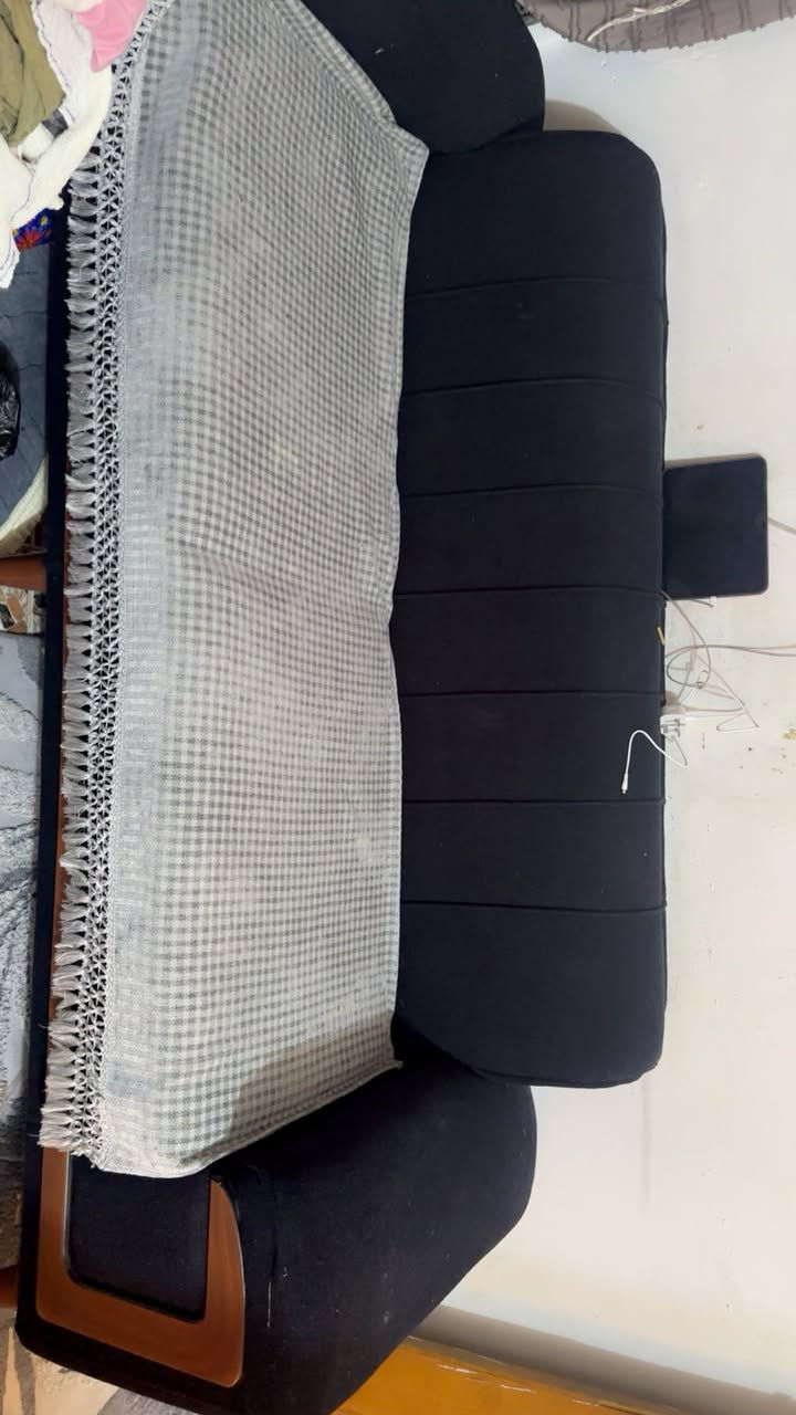 نص تخم قماش خاولي تركي شغل عراقي تكمه نضيف مبي شي هوه والمفرش مالته للبيع القنفه رباعيه رايده 250 قفل مكاني الحريه


**إذا كنت صاحب هذا الإعلان وتريد حذفه لأي سبب، رجاءا أرسل رسالة إلى الدعم الفني**