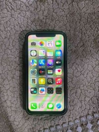 ايفون اكس للبيع  فقط الجهاز بدون ملحقات  ذاكرة ٢٥٦ بطارية ١٠٠٪؜ مبدل ب...