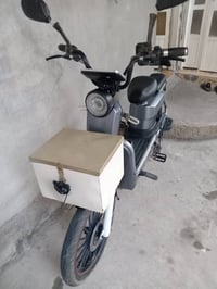 مطور شحن • يحتاج بطاريات • قابل للتفاوض