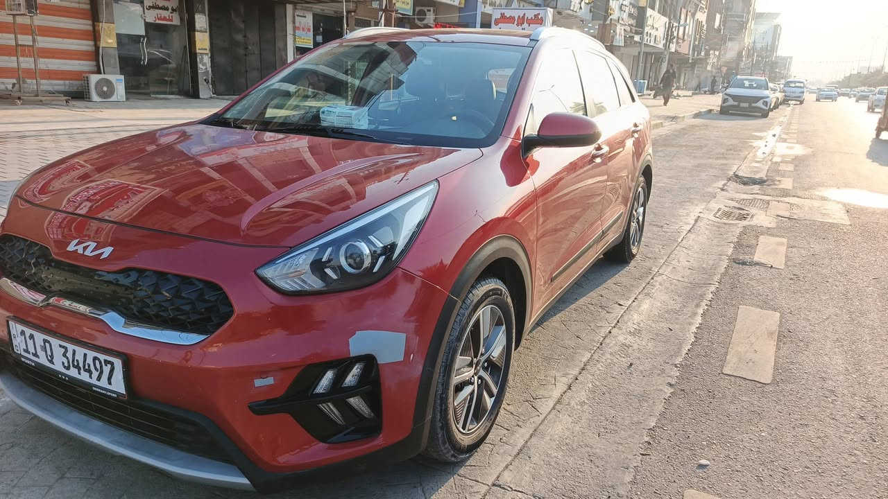 السلام عليكم كيا نيرو 2022 هايبرد فول مواصفات رقم بغداد ماشية 39 الف  السعر 143$ وبيهة مجال بسيط قطعتين صبغ جاملغ وربع البنيد حادث بسيط بدون دواخل ايرباك فقط ستيرن وراجع سستم مكان بغداد الاكريعات  *********** موصفات فتحة سقف كشنات جلد وكهرباء   بصمة تشغبل وبصمات ابواب  وتشغيل عن بعد ورادار وحساسات وكامرة وقيادي ذاتية وكار بلي وكروز سرعة
