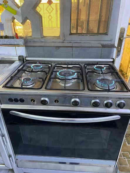 السلام عليكم/ يوجد طباخ للبيع السعر 150 بيه مجال عنواني/قرب كرار الوائلي
الرقم/***********
