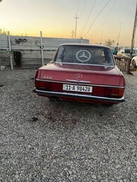 مارسدس موديل ١٩٧٦ محرك ابلادي غرفه كامله السعر٦٥ وبيهه مجال 0771870374...