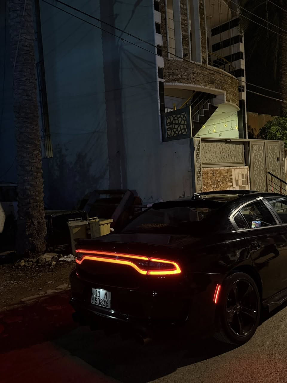 سلام عليكم 
دايتونا اصل 
5.700
مديل18 
حادث جامرولغ وبنيد وبيه بوارد 
اكسل مقفول 
صدر امامي خلفي جديد 
تخم تاير 
دهن جديد 
برمجة عبدالله الراوي 
اكو شغلات بسيطه بيه نقص بس 
السعر 185 ورقه وبيه مجال بسيط 
مكاني ديالى بعقوبه 
***********
