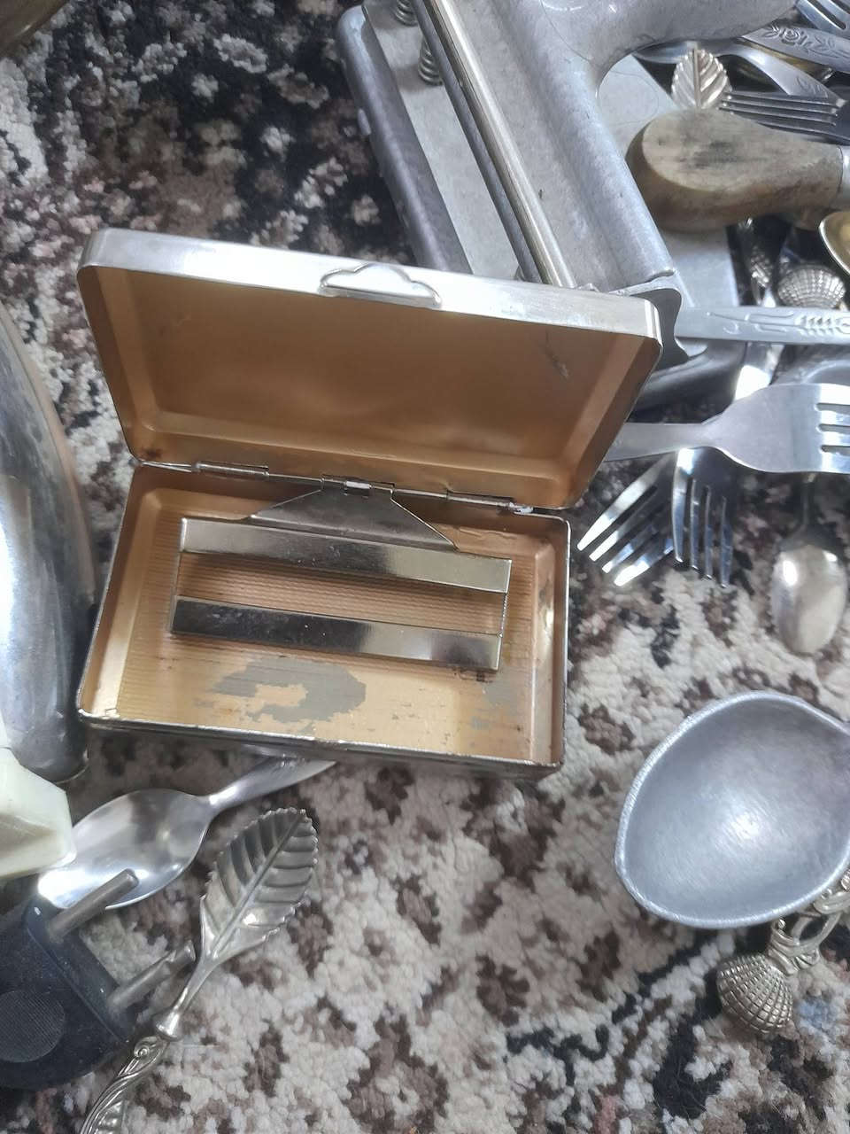 قطعة ١٠٠٠ دينار
البيع للكل 
العنوان كركوك


**إذا كنت صاحب هذا الإعلان وتريد حذفه لأي سبب، رجاءا أرسل رسالة إلى الدعم الفني**