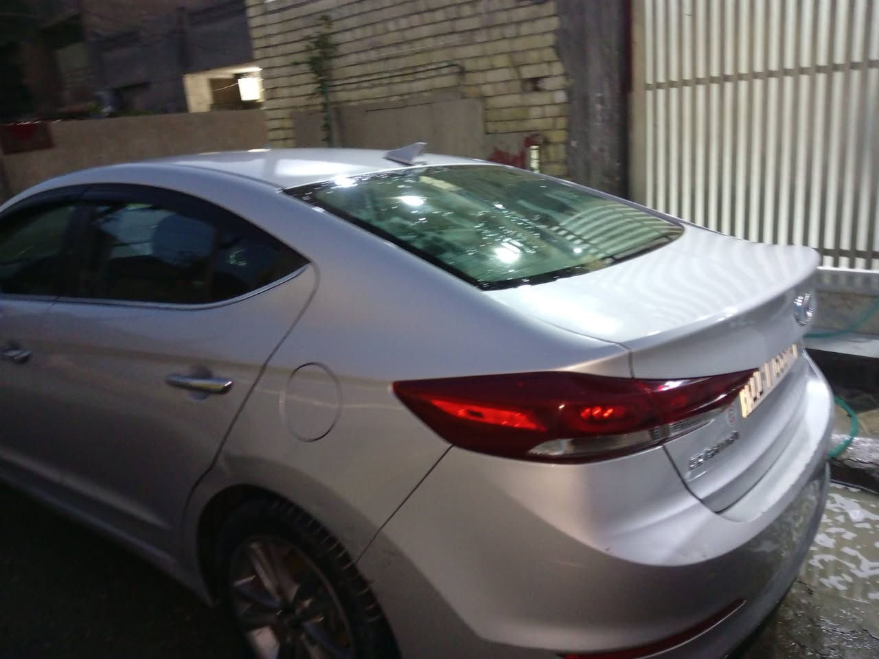 سلام وعليكم الانتره 2017 وارد امريكي سياره نضيفه لا مرصعه تايرات جدد غرفتها نضيفه رقم انكليزي بغداد كير محرك نضيفات سعر 125 وبيها مجال ***********
