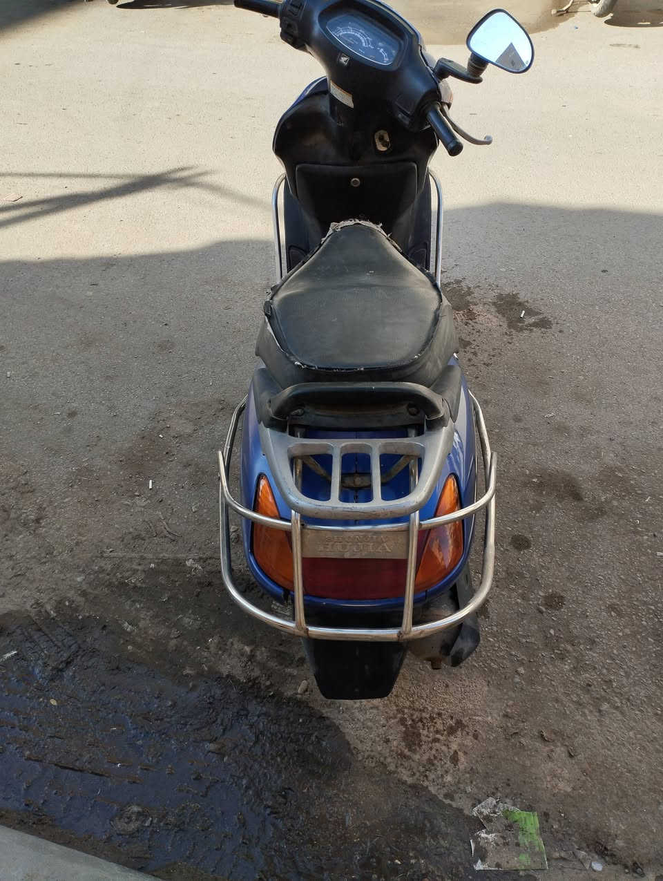 سبيسي ياباني مفتوحه مره وحده رايمر وكابريتر تجاري وكلشي بيه شغال وشلعته قويه السعر 600 وبيه مجال للشراي للأستفسار الاتصال على *********** او على الخاص
