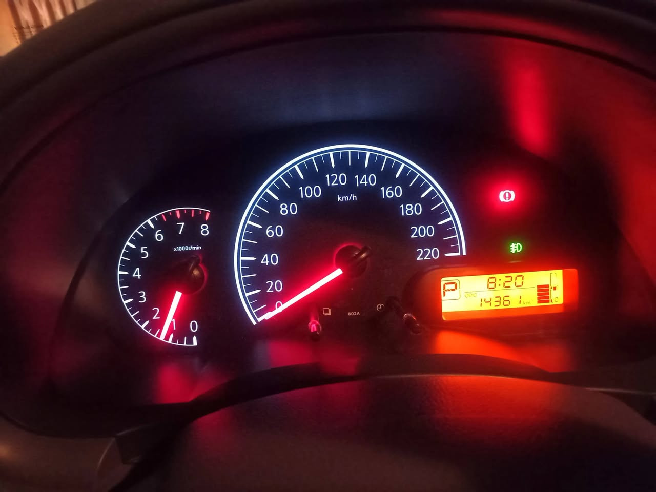 نيسان سني مويل ٢٥ مكفولة من الضربه واصبغ السياره جديده سخدام شخصي ماشيه  ١٤الف   تحويل مباشر  التواصل على رقم ***********
