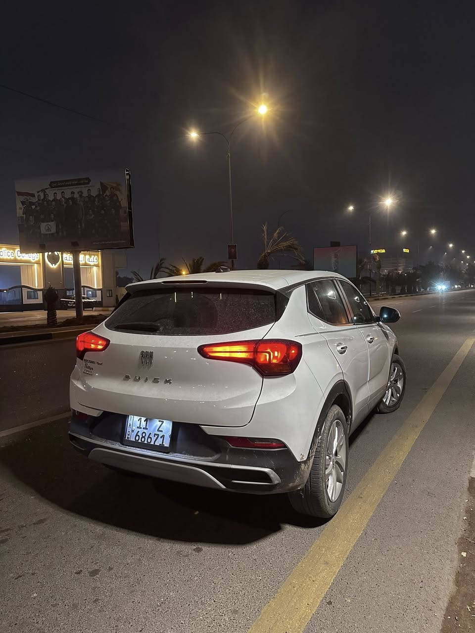 امريكي مو صيني 🇺🇸
سلام عليكم بيوك انكور 2024 GX الشكل الجديد 
رقم بغداد بسمي تحويل ثاني يوم
موصفات عاديه وسيارة حادثه فقط دعامية امامية.  
ماشية 7الف بعده زيرو موصفات شاشة تدجتل  شاشة كبيره كامرة خلفية ردارات امامية جانبية خلفية   هاند بريك بصمة محرك 1200تيربو 
السعر 155ورقه
سيارة امريكيه GM اغراضه مل ترل بلايزر
للبيع او مراوس 
 استفسار اتصل ع رقم ***********
