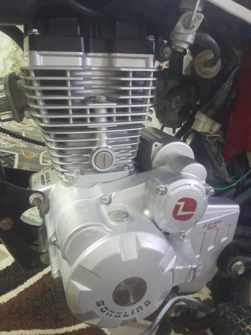 دراجه للبيع خمسة كير سيفاني موديل ٢٤ طالعه ٢٥ جديده سعره ٦٥٠ الف وبيهة مجال مكاني كربلاء الحر ما متواجد علة الفيس ***********
