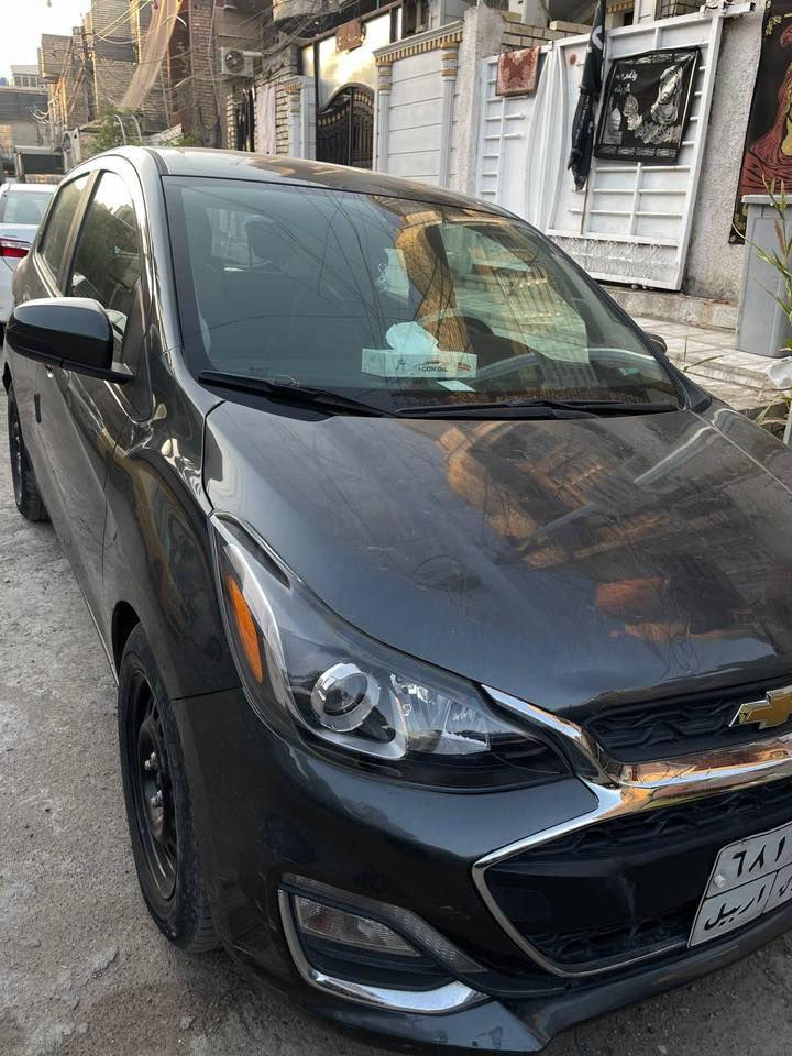 شيفرولية سبارك 2019 وارد امريكي حادثها بنيد وجاملغ صور الحادث منشورة بالبوست ماشية 75 الف اللون فيلي محرك 1400 بانزين كله محسن  السياره بيها شخوط قليله بعدها بدون صبغ والقبق مال كيس الدهن صعدت طابوكه وبدلته جديد سيارة عملية واقتصادية وابد متعب 

 السعر 82 ورقة 

***********متوفر واتساب
