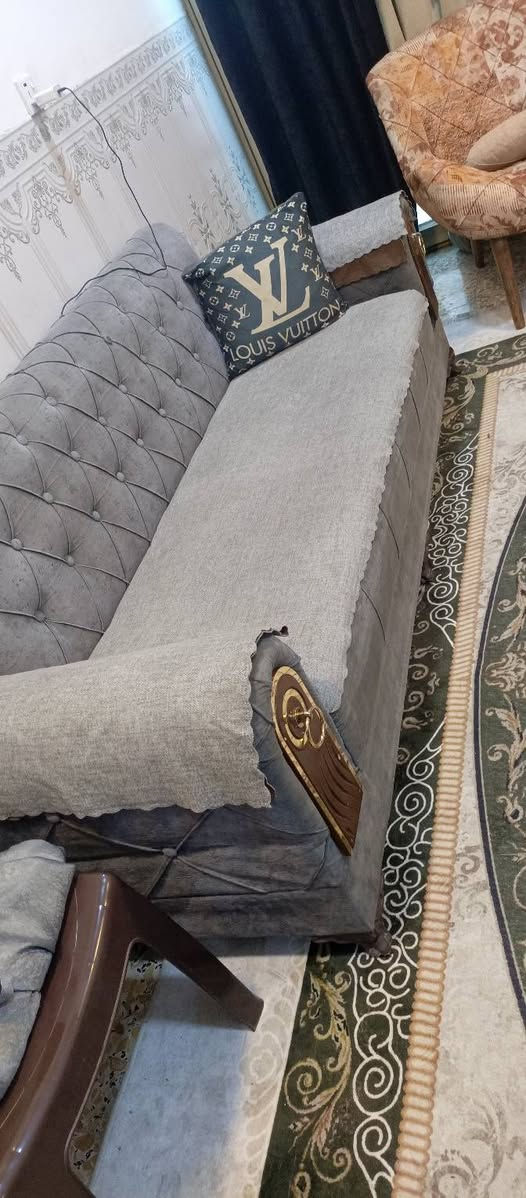 للبيع تخم 6مقاعد سعره 175 مع البردات والمفرش المكان الزعفرانية نهايته الاربع شوارع


**إذا كنت صاحب هذا الإعلان وتريد حذفه لأي سبب، رجاءا أرسل رسالة إلى الدعم الفني**