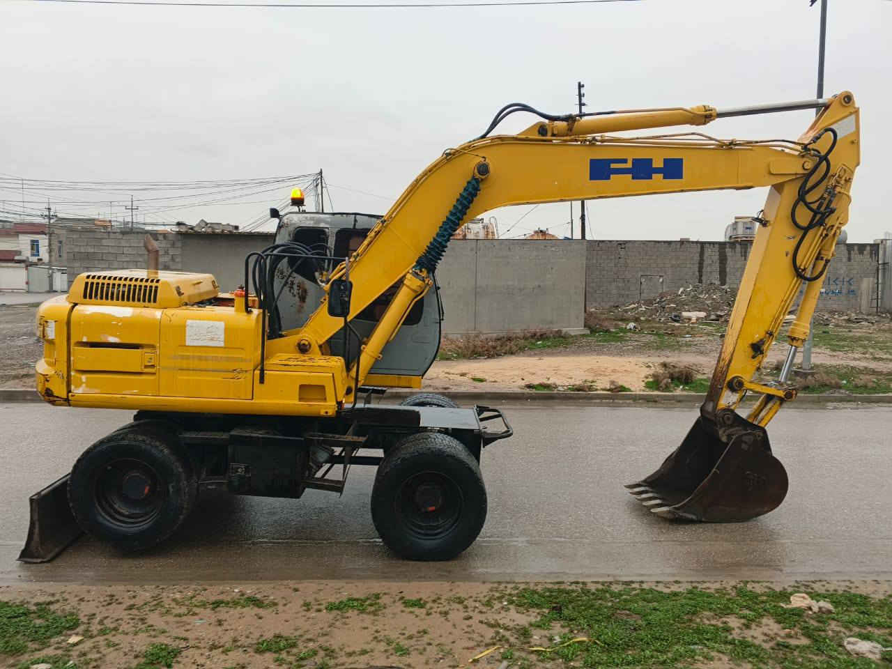 فيات ايتاشي 165مؤديل2000تبريد
شغال كاربيات كولة شغل گيرمعرك

مطزة تكار اكسل كولة بشرت عنوان اربيل
260مجال

***********
