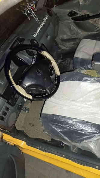 مصفرة هيئة وغرامات مكينة كير حدادية كلة جديد تاير جديد السيارة خير من الله شاشة كامرة بلادي تبريد ثلج التفاصيل اكثر***********
