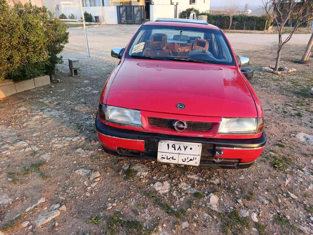 سڵاو فرۆشتنی خێرا ڤیکترا بەسەعری ئارم تا بڵێیت سەیارەکی جوان و بێ کێشەیە هەموو گیانی بەشەرت گێر مەکینە تەقەو ڕەقەی بەشەرت مەکینە بیست مۆدێڵ 1990سەنەوی ساڵێکە بەسەرچوە سەیارەکە چەکوشی پێوە نیە بۆیاغی خۆیەتی نموونەیە لە جوانی سەعری  32مەجالێکی زۆر کەم بۆ زانیاری زیاتر پەیوەندی بکەن *********** كويسينجاك, أربيل
