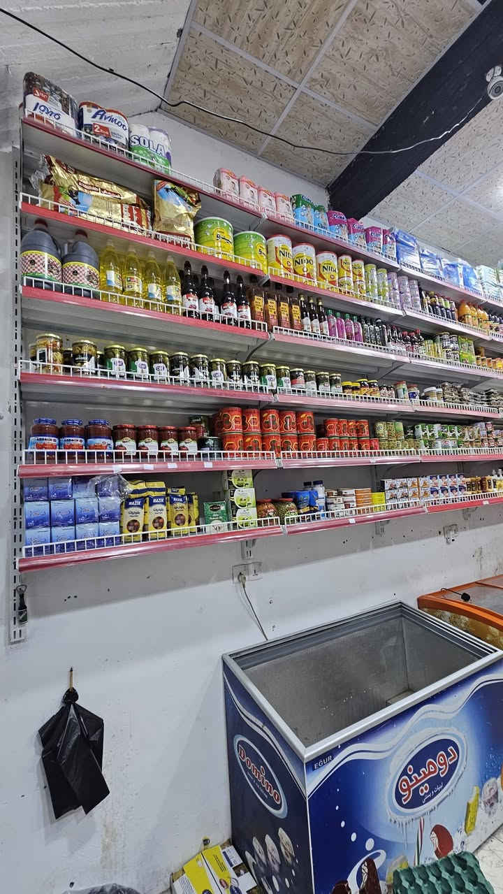 اسواق للبيع
الموقع حي المعلمين القديم 
مساحة المحل ٥٠ متر 
محل جاهز من كلشي لايجار او للبيع 
للاستفسار : ***********
