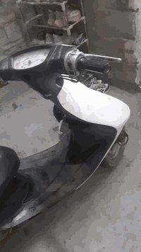 السلام عليكم دراجه عصفوريه للبيع مكان قميره جزيره سياحيه اللي يريد ينتصر علىم سعرها ب 250 وبيها مجال سلف هندر ماكينه ناعمه شيك وتاخذ اللي يريد نتصل على هذا الرقم ومخاطركم ولا طيب***********
