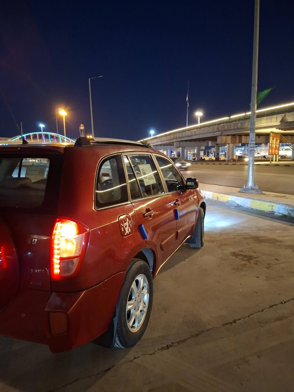 اسلام عليكم اخوان سياره للبيع نوع شيري تيكو موديل 2013 الون ماروني السياره مكفوله كفاله عامه ماعدئ شبرين صبغ بلجنطه واني موضح كلشي بلفيديو محرك وكير مكفولات وع الشركه ومامفتوحات حداديه خلفي امامي جديد السياره ماشيه 127الف يعني جديده بلنسبه الموديلها رقم واسط مشروع وطني السعر 52وبيه مجال حك الجيه الهاتف *********** مكان السياره كوت مركز مدينة غير متواجد ع الفيس اتصال ع الخط فقط
