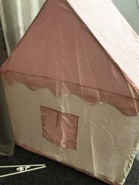 خيمة أطفال • لحد ٦ سنوات • توصيل