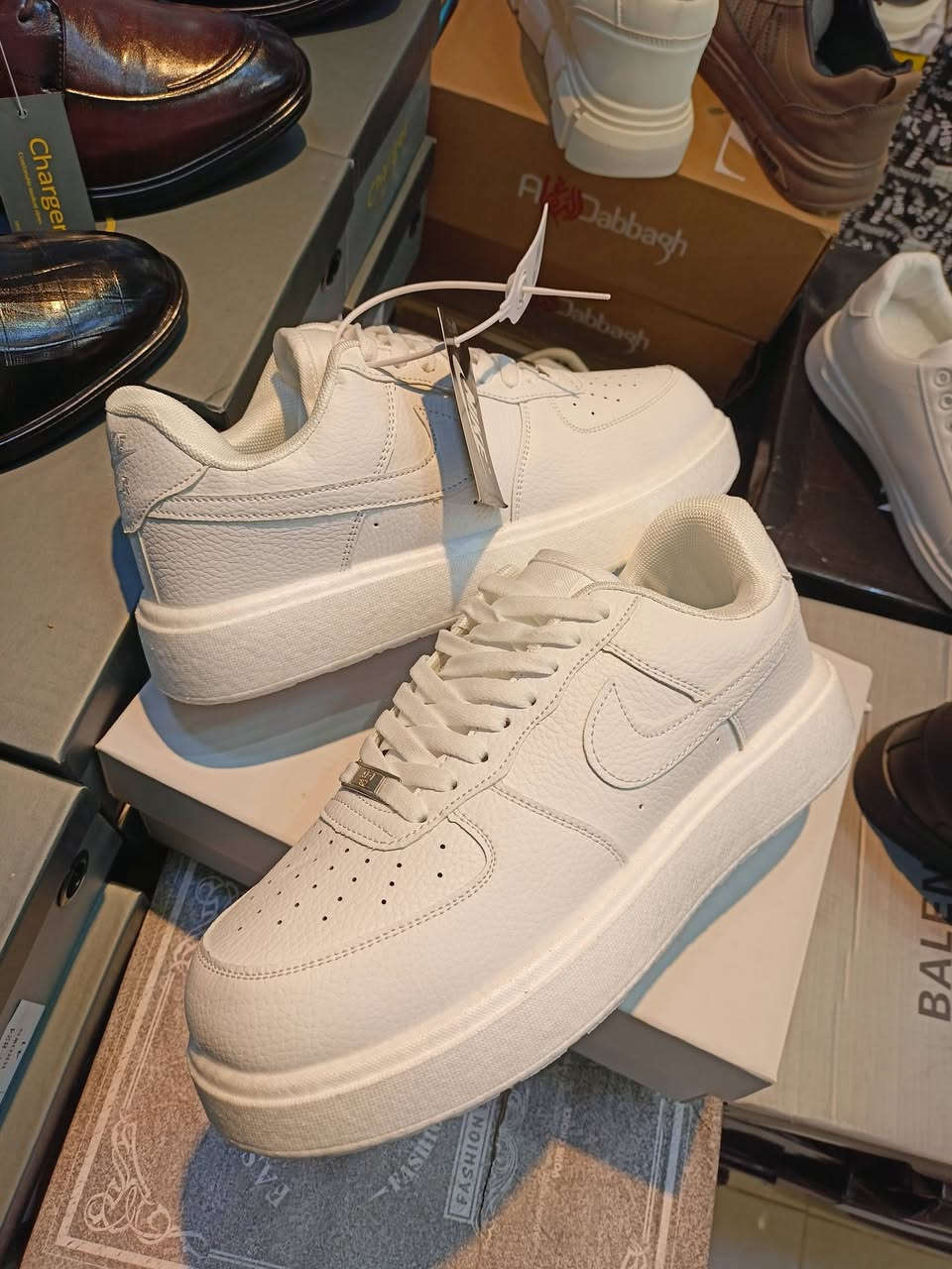 حذاء نايك ايرفورس ابيض اسفل بوست داخل بولستر قطن سوبر ماستر


**إذا كنت صاحب هذا الإعلان وتريد حذفه لأي سبب، رجاءا أرسل رسالة إلى الدعم الفني**