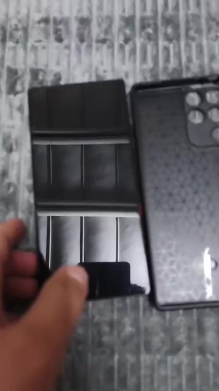 سلام عليكم.  جهاز ريدماجك 11برو مستعمل لمدة شهر نضافة الجهاز 100/100 كدامكم وكل ملحقاتة بلعلبة جديدة + ويا كفرين اصليات سعر الكفر الواحد معروف 20 الف والكم بلاش + لاسقين شاشة اصليات وهممعروفات سعر الاسق 20 الف وهنة ويا بلاش سعر الجهاز 960 الف قفل للتواصل راسلني خاص مازنجر


**إذا كنت صاحب هذا الإعلان وتريد حذفه لأي سبب، رجاءا أرسل رسالة إلى الدعم الفني**