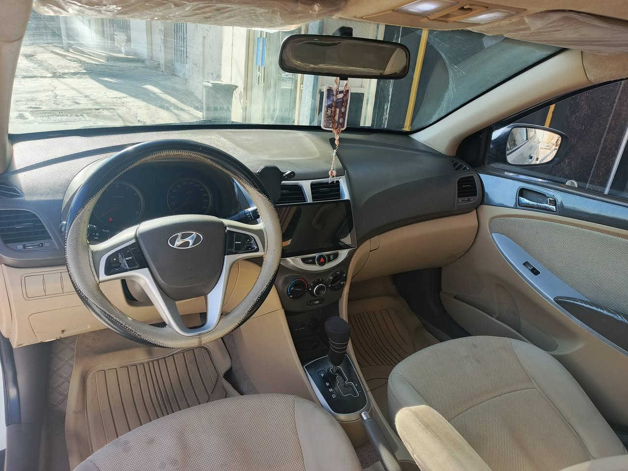 اكسنت موديل2011نينوئ بسمي كوبون بانزين بيها سنويه جديده السياره بيها جوا قبق البنزين صبغ ومعجون بس   *********** محرك 16مامفتوح موصل حي النور السعر 115
