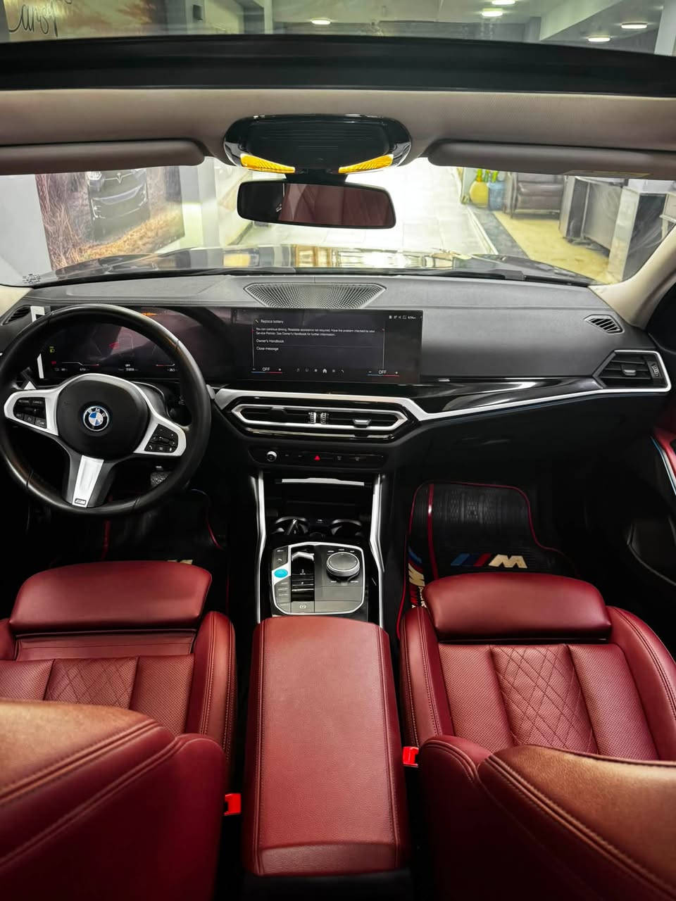 Bmw i3 eDrive 35L 2024 full electric 
35000km
524km
286hp
متاح كاش وتقسيط باقل فايدة
للاستفسار 01050000883
01067268016


**إذا كنت صاحب هذا الإعلان وتريد حذفه لأي سبب، رجاءا أرسل رسالة إلى الدعم الفني**