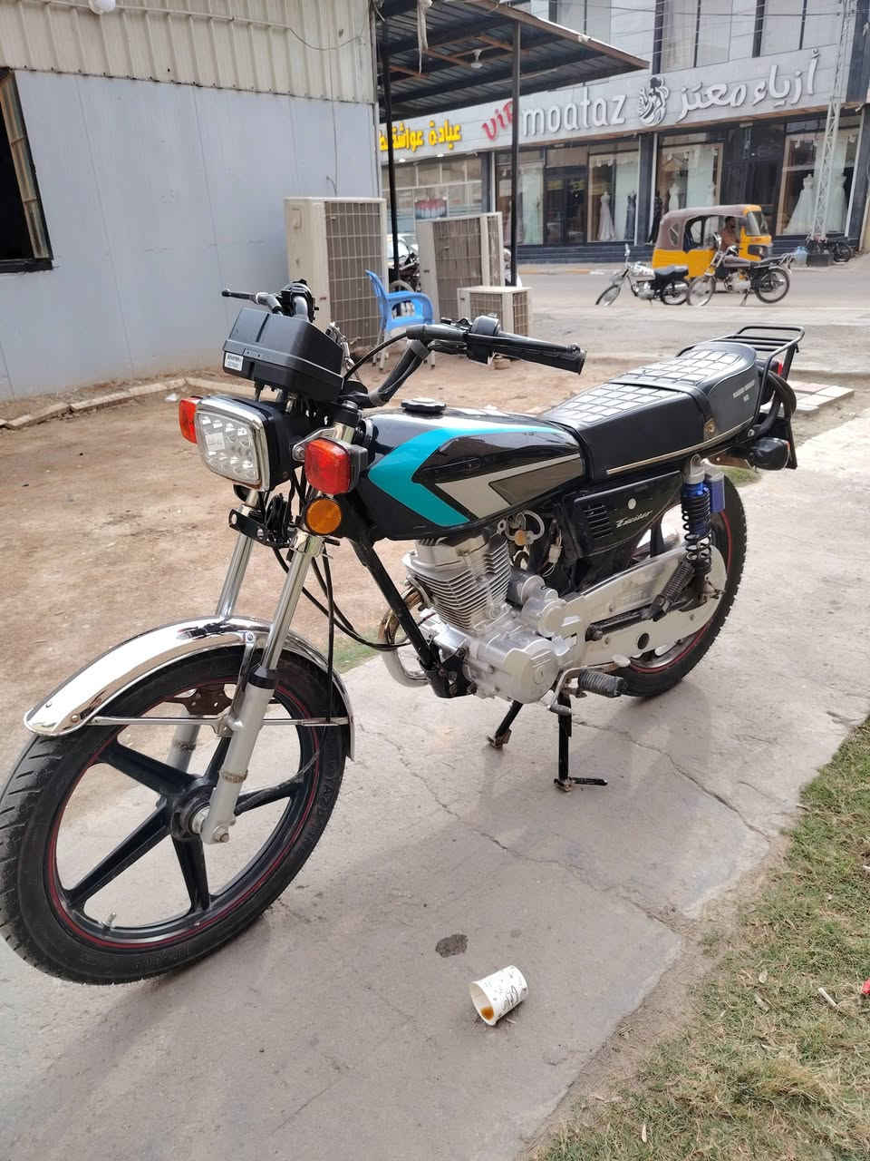 سلام عليكم دراجه للبيع ميسان  5 كير نامه شاصي مال ايران السعر واتساب او تصال ***********
