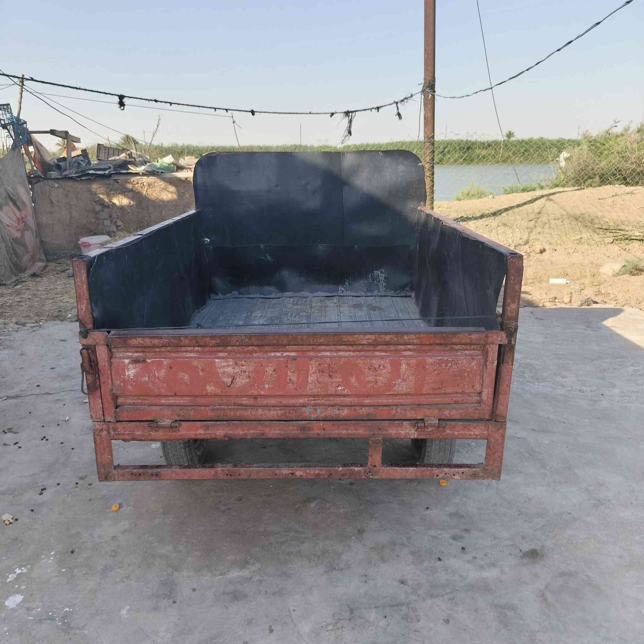 سلام عليكم ستوته اوراق اصولي للبيع سعر خاص المكان العماره الرقم الهاتف ***********
