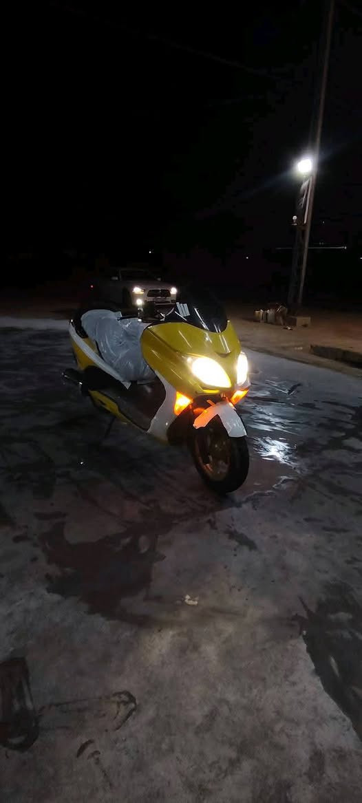 فورزه 08
عميه كرستال دراجه كامله عوزها بس جويتر
سعرها 700 وبيها مجال لشراي يجي خاص او ينتصل ***********

