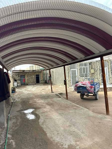 بيت مساحه 500متر شغل جناي

✅  بيت مرقم ومشمول بقرار التطويب 

(((يعلن مكتب الكرار للعقار))) 

موقع /نجف 🏡

مقابيل قريت الغدير عمود 282

البناء 🏡 ***********مطلك للعقار

غرفتتين / صاله 12م/ يوجد بيه ثنين مطابخ حار وبارد سقبال 12 م/ 2 حمامات في اداخل / واخرج 4 / بناه درجه واله نزالت البيت كله 

بناء مرتب/ اساس + سقف كونكريت + طابوك

ألخدمات

ماء/كهرباء/مدارس/سوق/تبليط/لحد الباب
