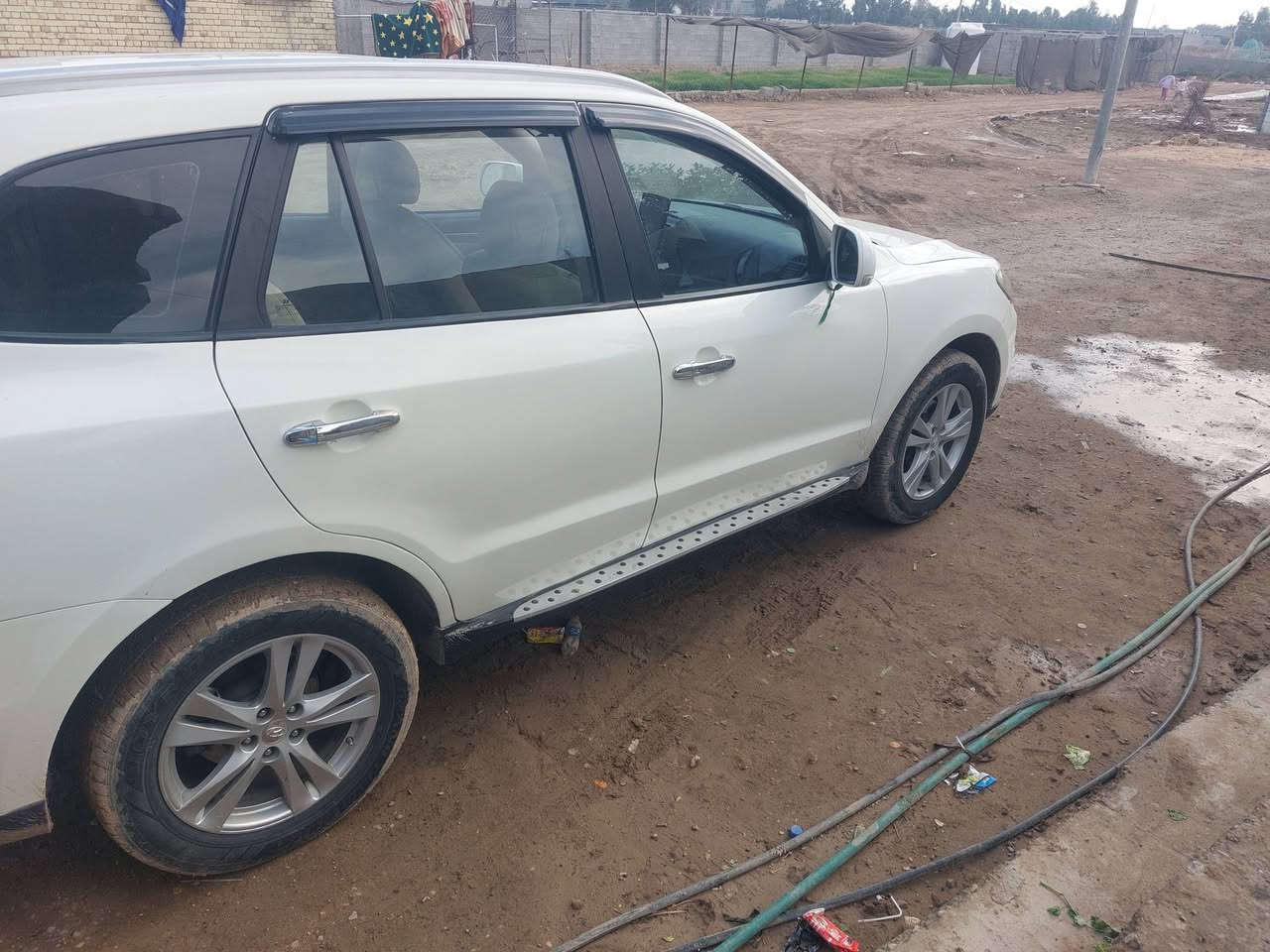 سنتافيا موديل ١١خليجي سته سلندر محرك بي تبخير بدون صرف تبريد شغال  صبغ عام بيه ضربه صفحه السايق للبيع او مراوس حسب سعر ٩٥ بيه مجال مكان بغداد المعامل  ***********
