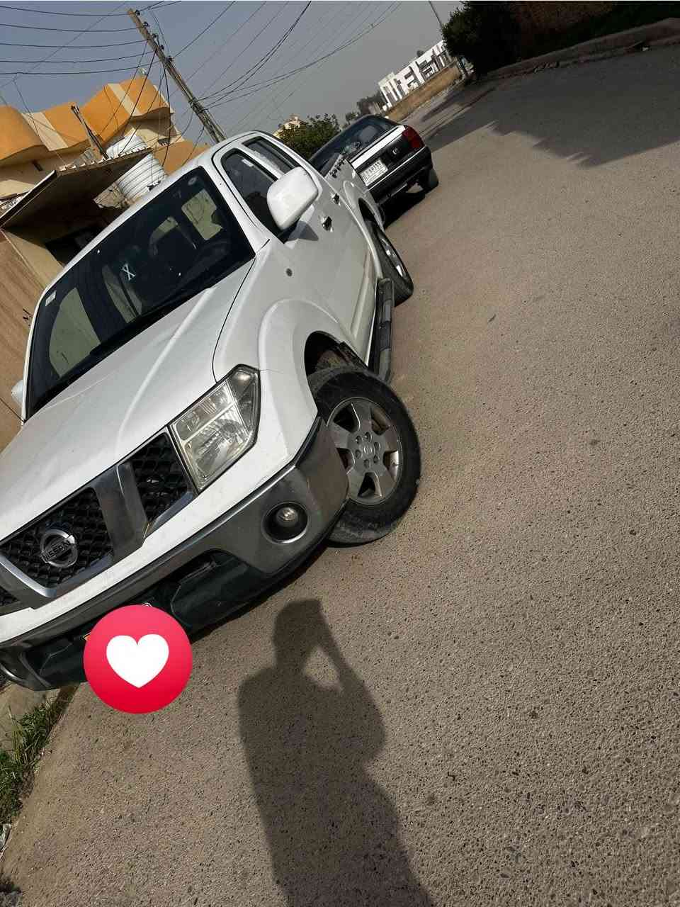 السلام عليكم نيسان نيفارا موديل 2011
رقم أربيل الجديد  باسمي 
كير مكينه جديد مكينه قبل 20 شادها 
باتري +صدر+تايرات +تدفئه تبريد +كهربائيات كلها مكفوله وبشرط ✅
قطعتين صبغ فقط مكفوله من اي ضربه 
مكاني ديالى السعر 120 وبي مجال 
***********
