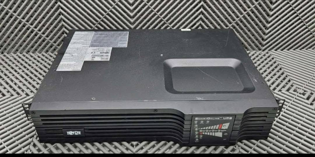 7 قطعة موجود 
2 باتري 
UPS ONLINE 
ARTONIC 
SMART UPS 
فقط 70الف 
بدون باتري 
ماكو ب هيج سعر ضمان أسبوع


**إذا كنت صاحب هذا الإعلان وتريد حذفه لأي سبب، رجاءا أرسل رسالة إلى الدعم الفني**