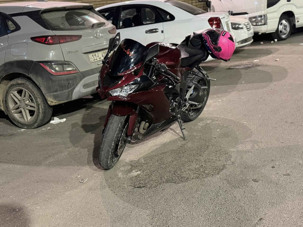 كاوسكي موديل 2022 الدراجه زيرو مكفوله كفاله عامه من التاير لتاير كير ومكينه تجي تاخذه وتروح عدل وكبل ٣ مودات قياده شغالات اي بي اس الدراجه مثل متشوفون النضافة بل صوره وانضف بعد و ما مجبور على بيعتة بس رايد اخذ سياره والي يريد يراوس بجالنجر نضيفه اراوسه 🤍
(75)السعر 
***********
رقمي 
العنوان بغداد
