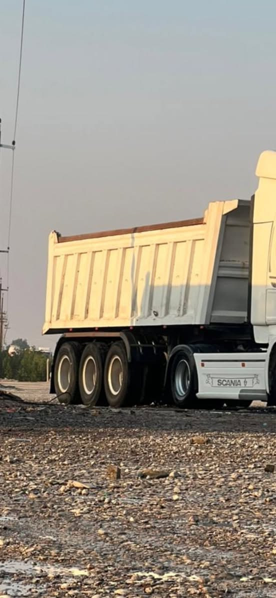 السلام عليكم عربانه دار القصاب 2015تخم تاير 24مكفوله 
البصره القرنه سعرها 140
***********
***********
