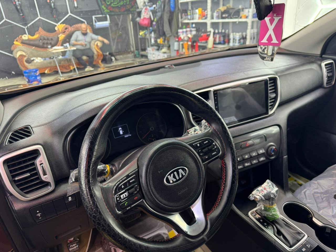 سبورتج2017 وارد امريكي  كلين  بدون صبغ سونر  بلمنشور وصور امريكه كذلك محرك مفتوح
صدر امامي جديد تبريد ثلاجه جديد
بغداد الشعب السعر 142
موبايل ***********
