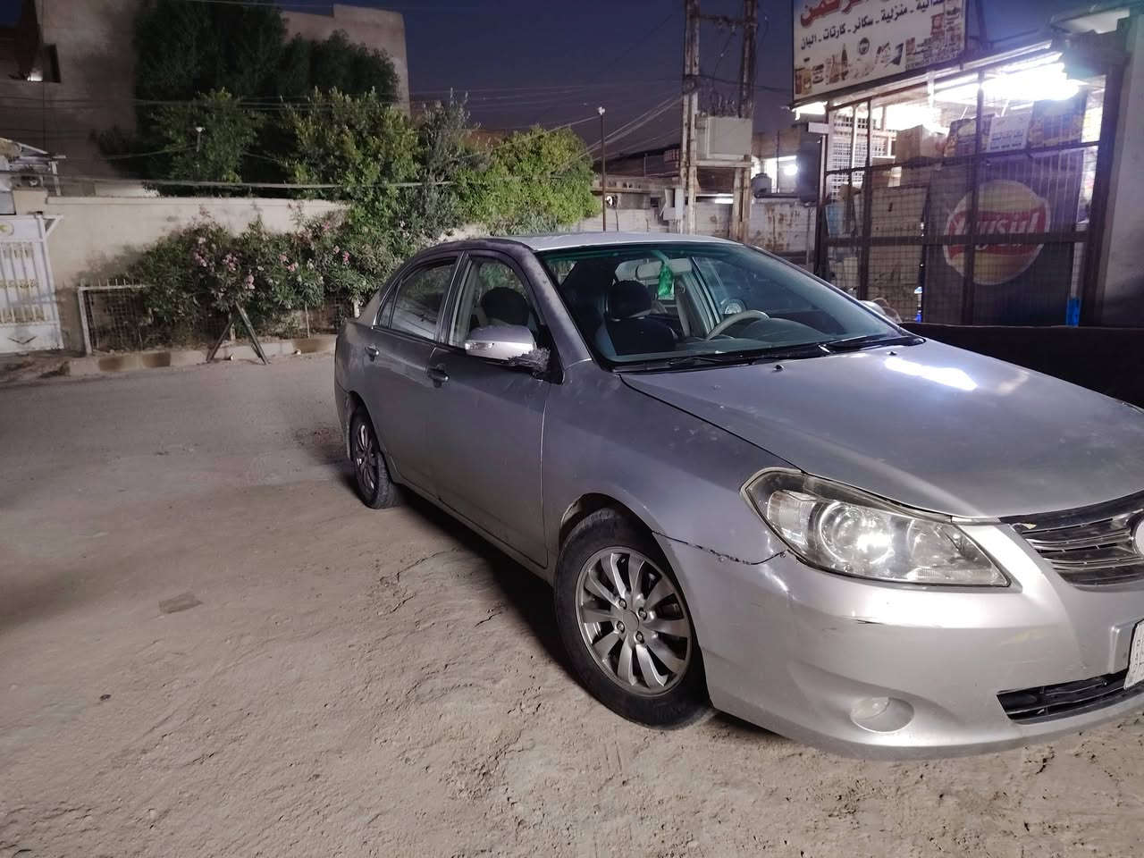 السلام عليكم
بي واي دي للبيع موديل ٢٠١٣ كير اتوماتيك تحويل ثاني يوم سيارة نظيفة بلادية 

السعر 40وبيها مجال بسيط مكاني بغداد تقاطع درويش .

رقمي ***********

