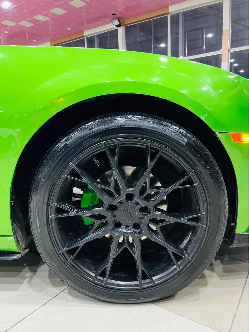 ￼كامارو
‏موديل2010
مكينا گير اكسن شرط 
‏ مواصفات فول فول فاتحة تحكم سترن 
‏سيارة أحلى من صورة 
سعر100$
‏عنوان دهوك 
***********☎️￼￼ Singapore
