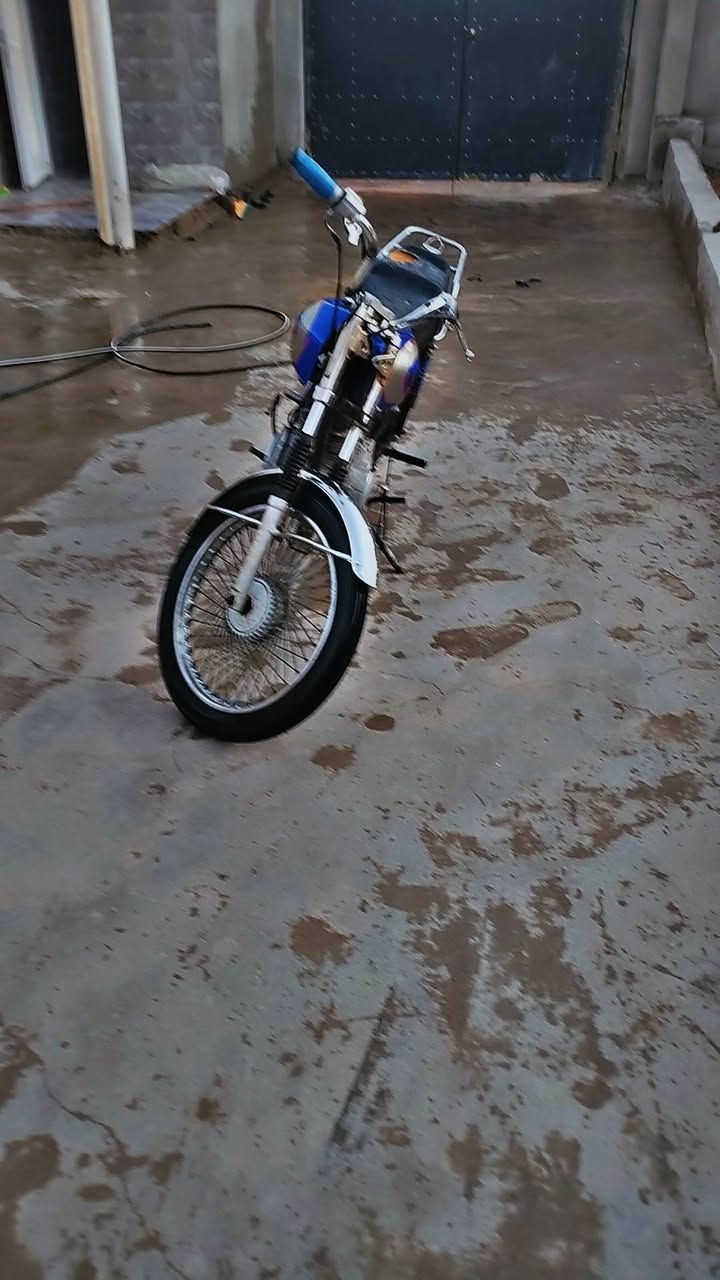 السلام عليكم موطور تايگر موديل ١٩ موطور جاهز دبلات كلهن جدد وشغالات عقل رياضي محرك  دمعه ما ناغصو شي ٢٥٠ وبي مجال مكاني كياره رقمي ***********
