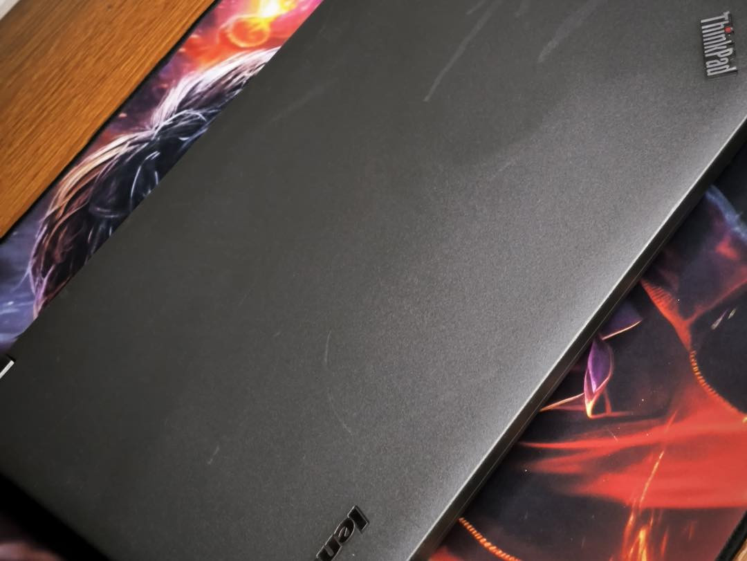 🔥 لابتوب عملي بسعر اقتصادي 🔥  

Lenovo ThinkPad L540  
جهاز مناسب للدراسة، التصفح، والأعمال المكتبية اليومية 💻

المواصفات:  
• المعالج: Intel Core i3 الجيل الرابع  
• الرام: 8GB  
• التخزين: SSD 256GB سريع  
• كرت الشاشة: Intel HD Graphics  
• حجم الشاشة: 15.6 بوصة

💰 السعر فقط 130,000 دينار

ليش تشتري من لابتوبيا؟ 🤝  
✔️ ضمان شهر بعد الاستلام  
✔️ فحص الجهاز أمام المندوب  
✔️ توصيل سريع خلال 24 ساعة  
✔️ تغليف احترافي  
✔️ ملحقات كاملة (حقيبة + ماوس + ماوس باد + شاحن أصلي)  
✔️ نظافة عالية

📍 موقعنا: بغداد – الأمين الثانية – شارع النواب  

📲 للحجز والاستفسار واتساب:  
+964 782 219 0881

💬 إذا محتار أي جهاز تختار، راسلنا ونساعدك تختار اللابتوب المناسب لأستخدامك


**إذا كنت صاحب هذا الإعلان وتريد حذفه لأي سبب، رجاءا أرسل رسالة إلى الدعم الفني**